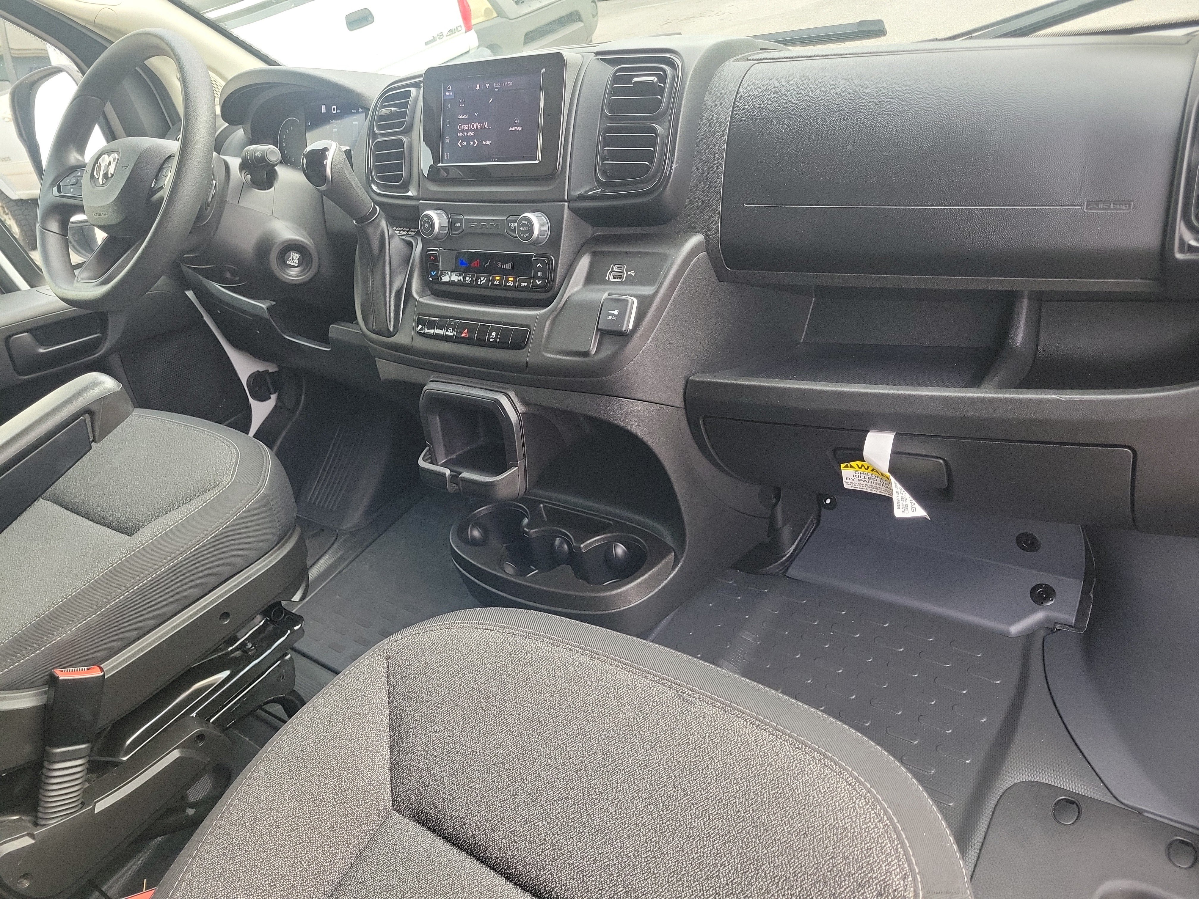 Used 2025 RAM ProMaster 2500 w/ U-Haul Equipment Group FWD image 15