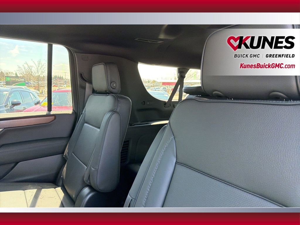 New 2026 GMC Yukon XL Denali w/ Denali Reserve Package image 40