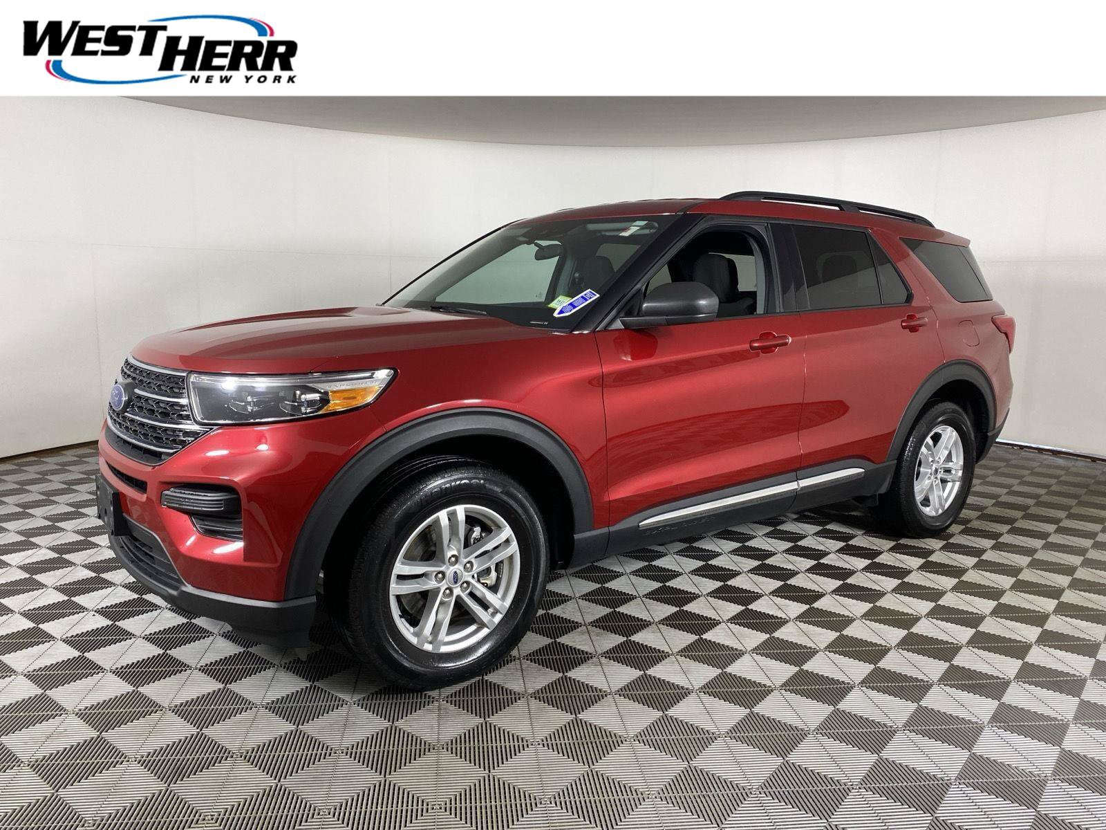 Used 2023 Ford Explorer XLT