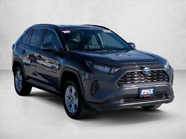 Used 2020 Toyota RAV4 LE image 3