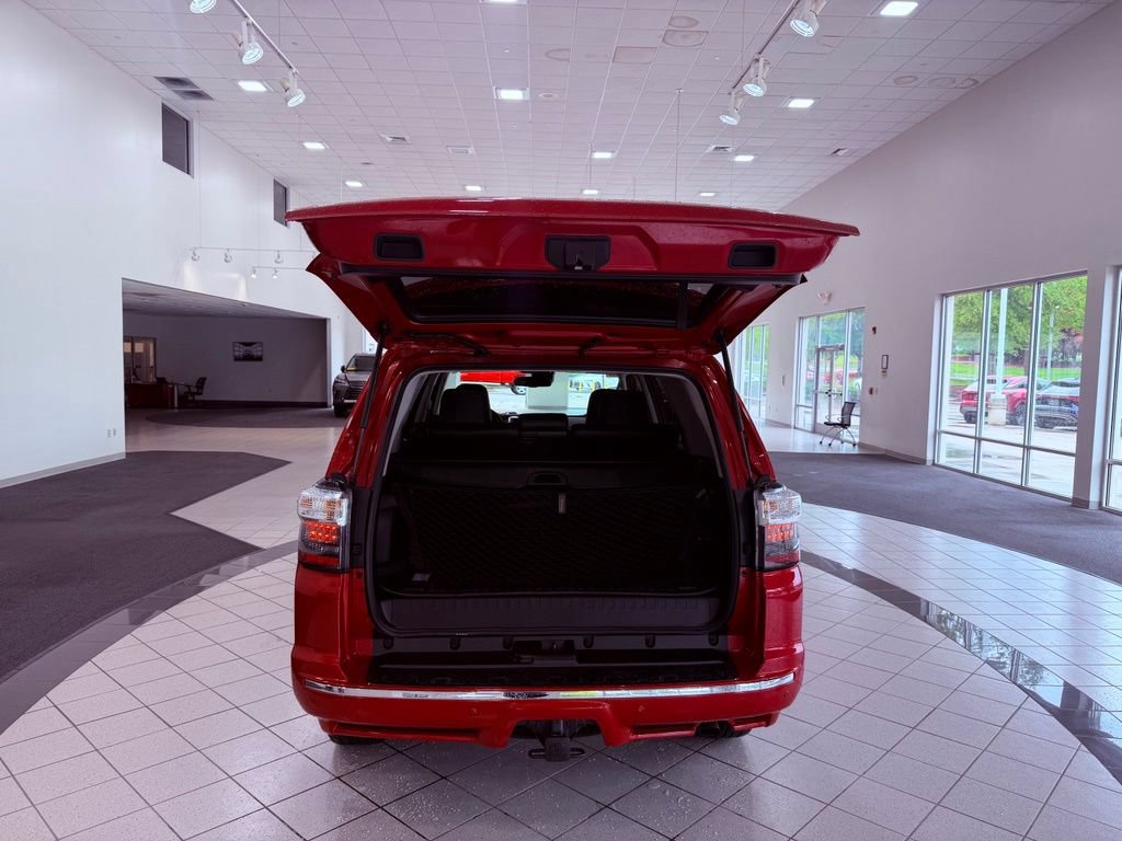Used 2023 Toyota 4Runner Limited AWD/4WD image 14