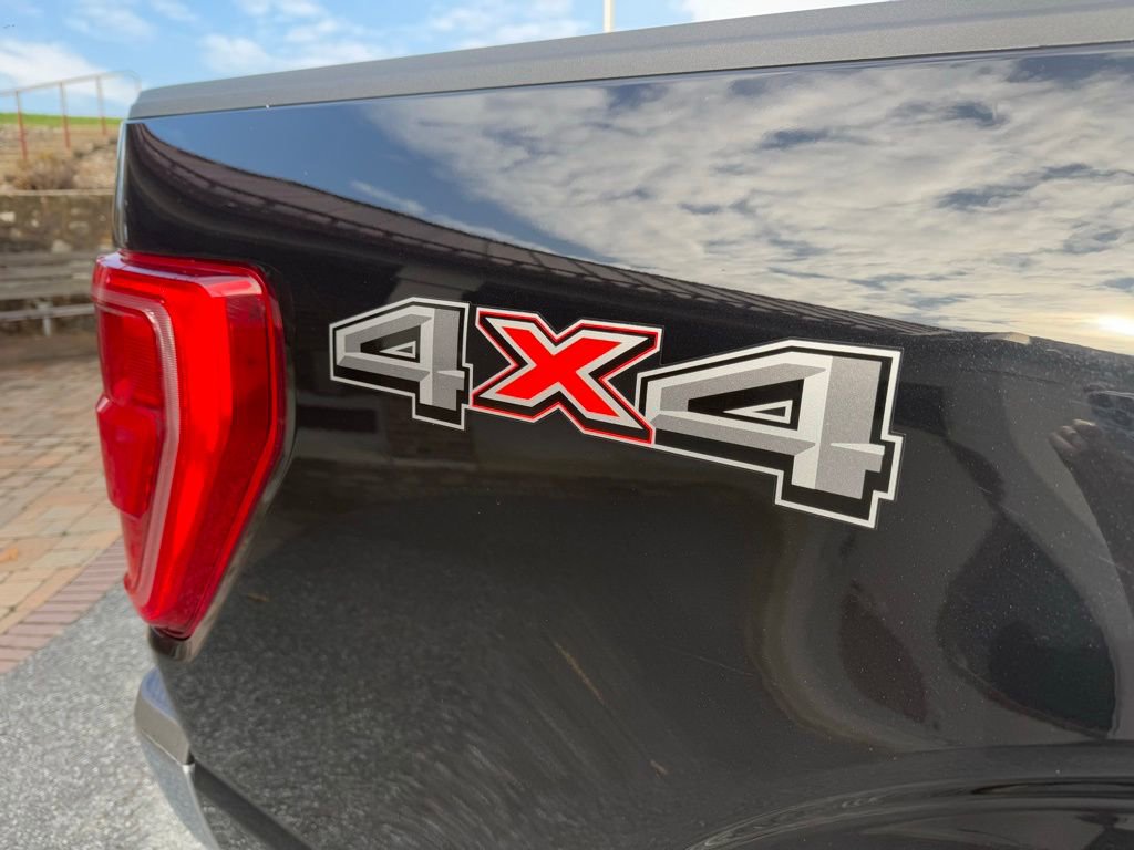 Used 2023 Ford F150 XLT w/ Equipment Group 302A High image 11