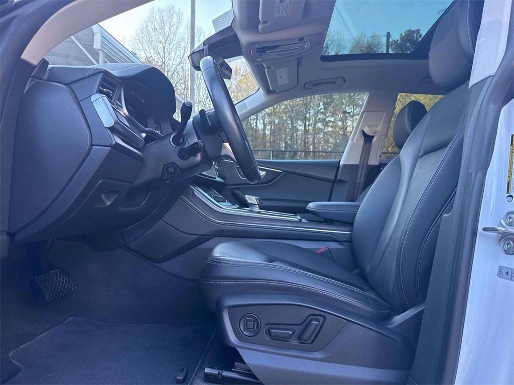 Used 2023 Audi Q8 Premium Plus image 9