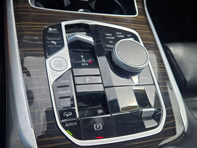 Used 2025 BMW X7 xDrive40i AWD/4WD image 18