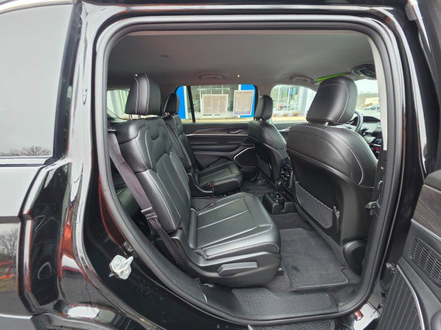 Used 2021 Jeep Grand Cherokee L Limited image 17