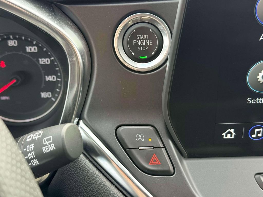 Used 2025 Chevrolet Blazer LT image 19