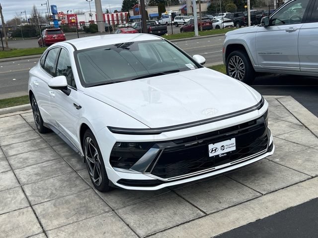 New 2026 Hyundai Sonata SEL FWD image 5