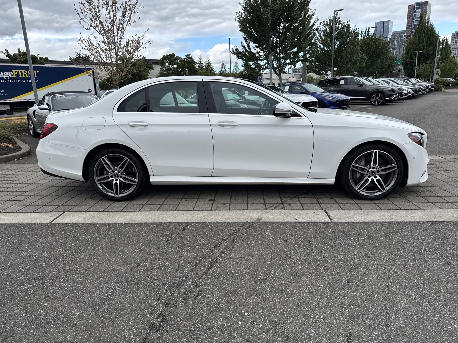 Certified 2020 Mercedes-Benz E 350 4MATIC Sedan image 4