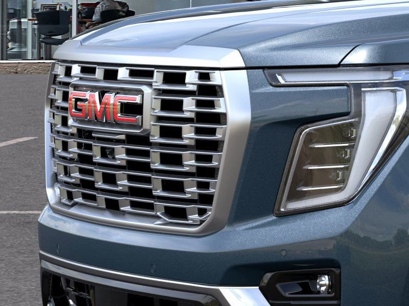 New 2026 GMC Yukon Denali w/ Sun & Power Step Package image 13