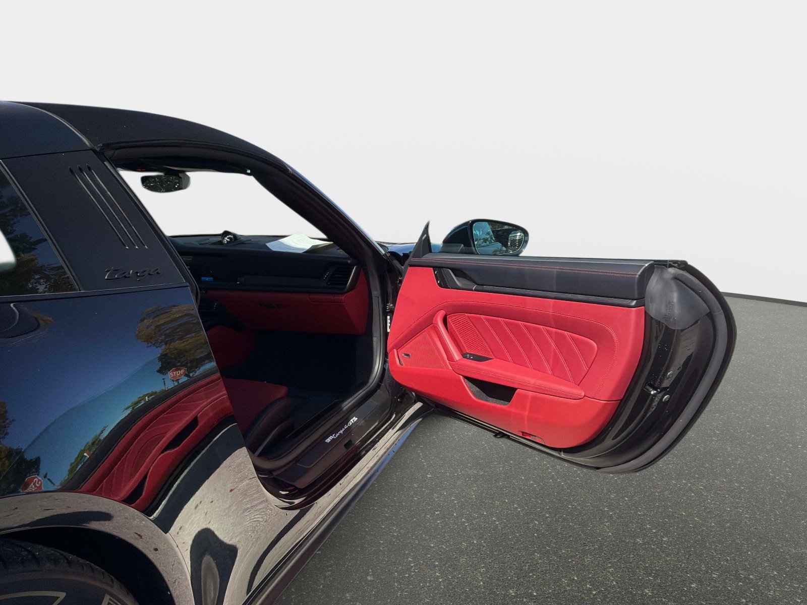Used 2025 Porsche 911 Targa 4 GTS image 23