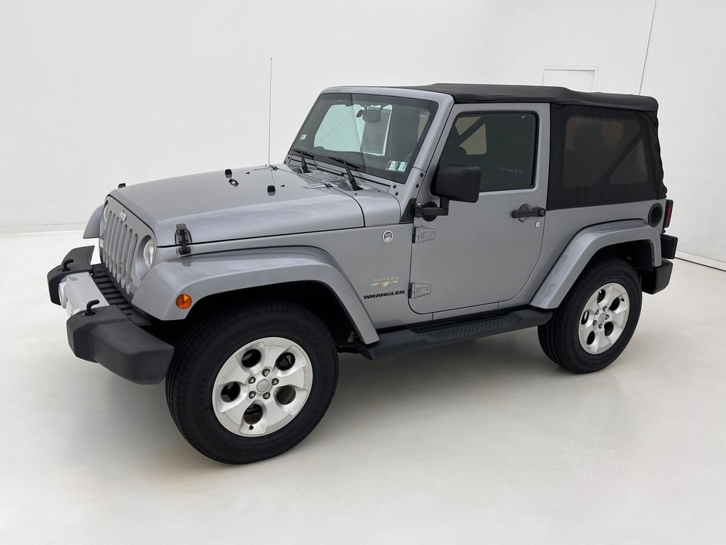 Used 2015 Jeep Wrangler Sahara AWD/4WD image 9