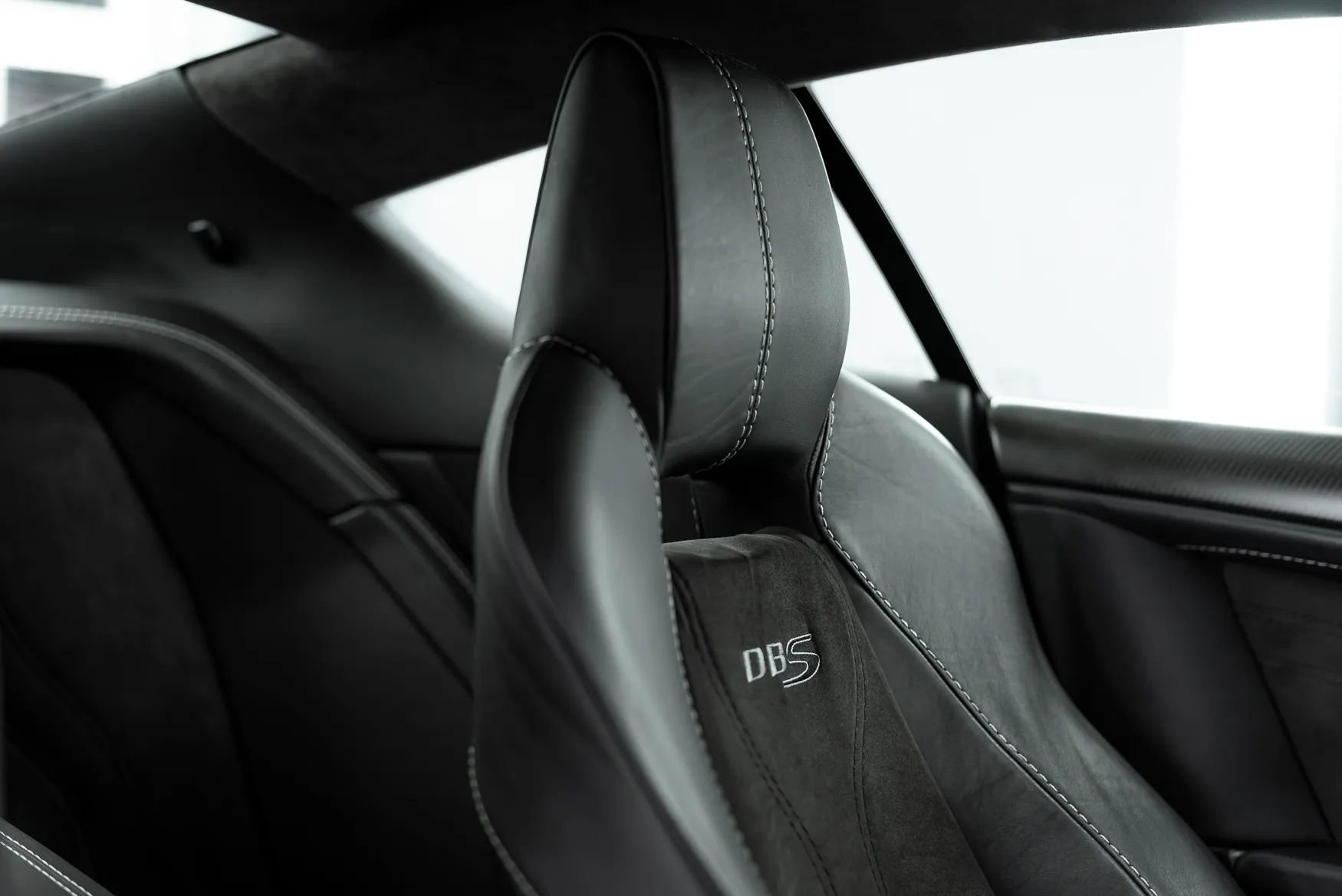 Used 2009 Aston Martin DBS Coupe 2D image 27