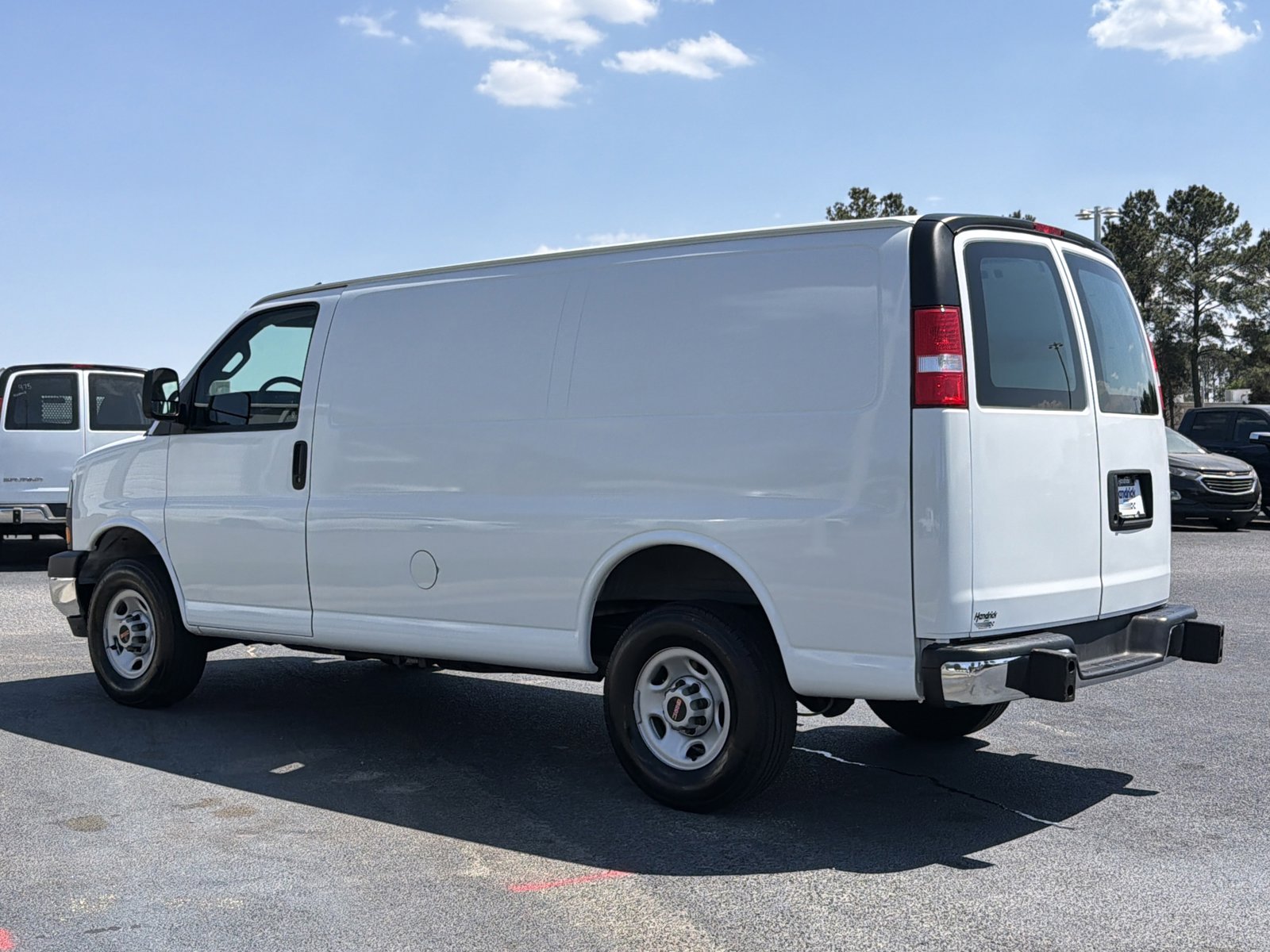 Used 2024 GMC Savana 2500 w/ Driver Convenience Package RWD image 21