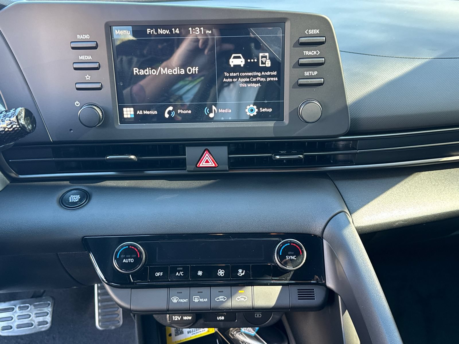 New 2026 Hyundai Elantra Sport FWD image 29