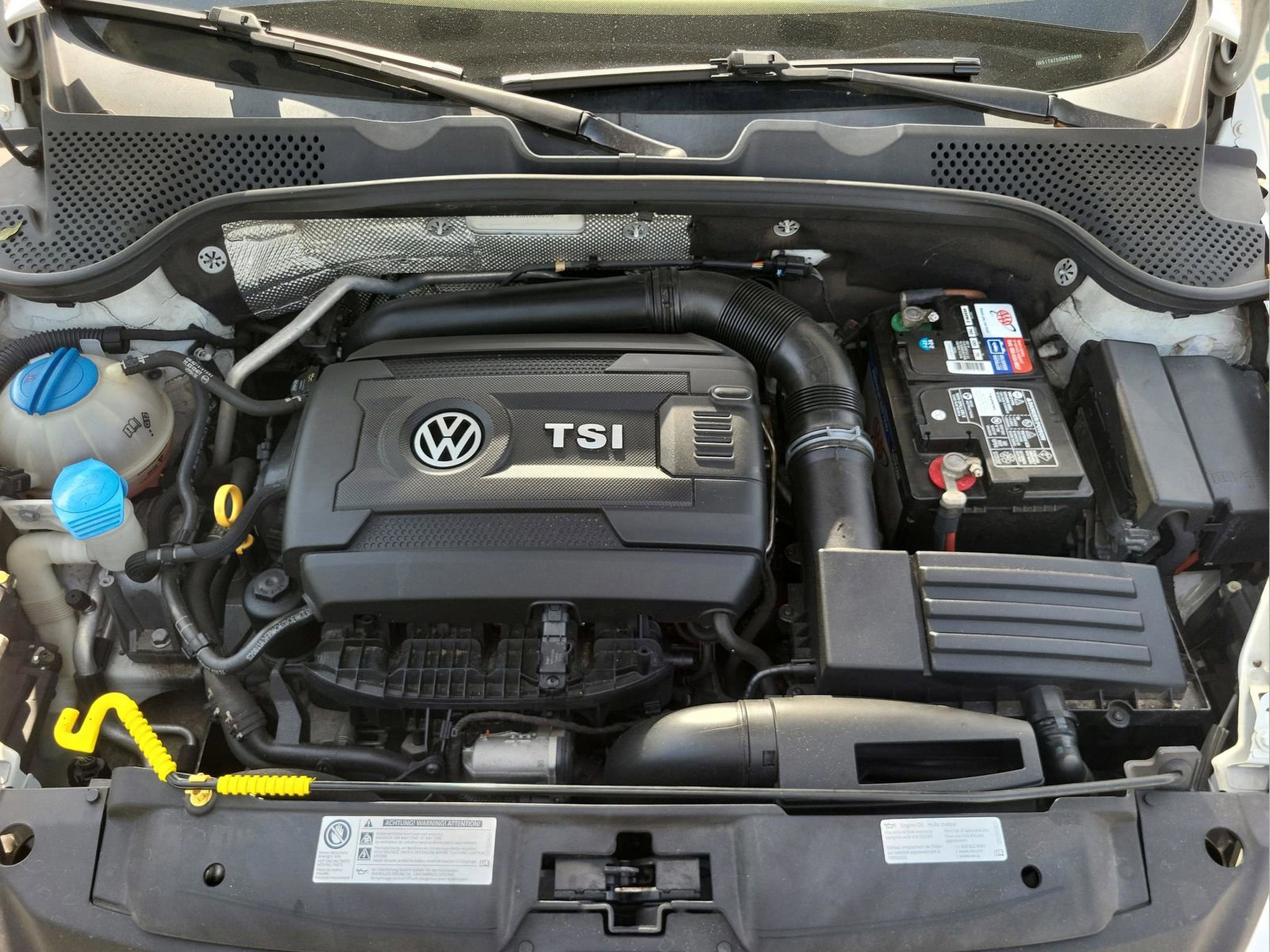 Used 2016 Volkswagen Beetle 1.8T S FWD image 21