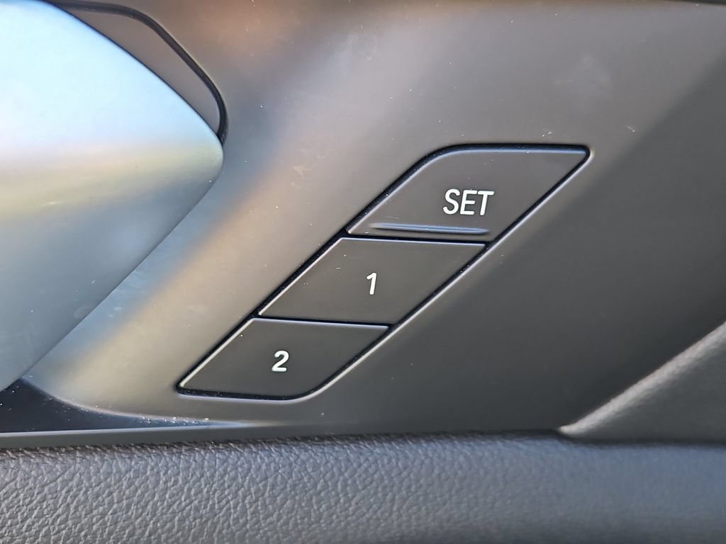 Used 2019 BMW X5 xDrive40i w/ Convenience Package AWD/4WD image 14