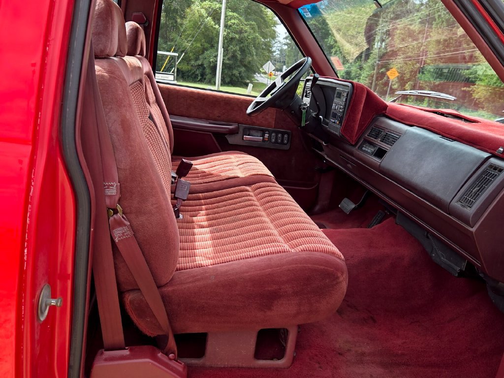 Used 1992 Chevrolet Silverado 1500 2WD Regular Cab image 21
