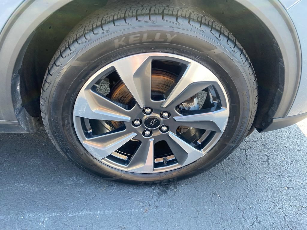 Used 2023 Ford Escape Platinum AWD/4WD image 14