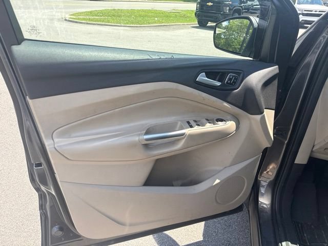 Used 2019 Ford Escape Titanium FWD image 13