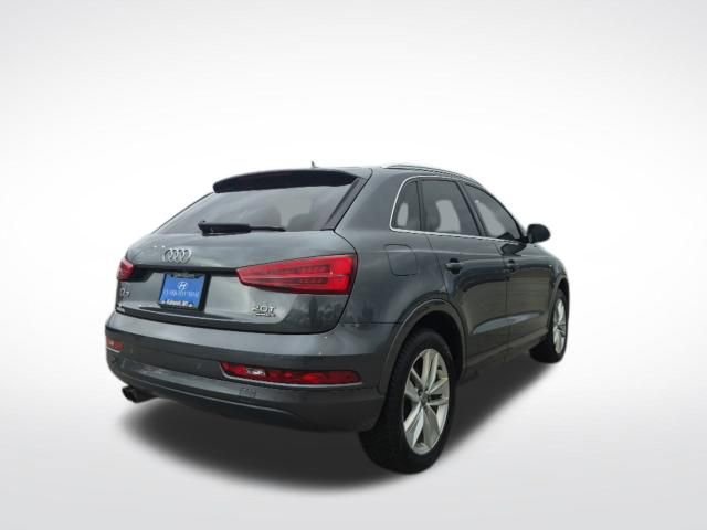 Used 2018 Audi Q3 2.0T Premium Plus w/ Premium Plus Package AWD/4WD image 5
