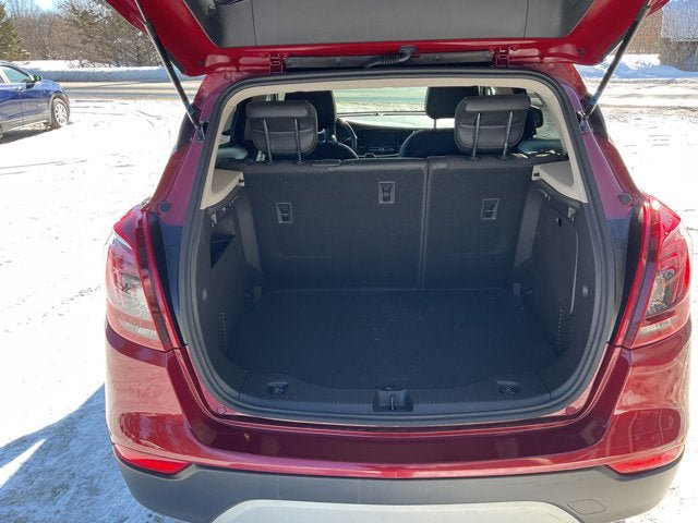 Used 2022 Buick Encore Preferred w/ Safety Package image 34
