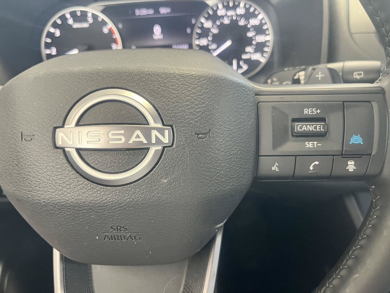 Used 2025 Nissan Rogue SV w/ SV Premium Package AWD/4WD image 26