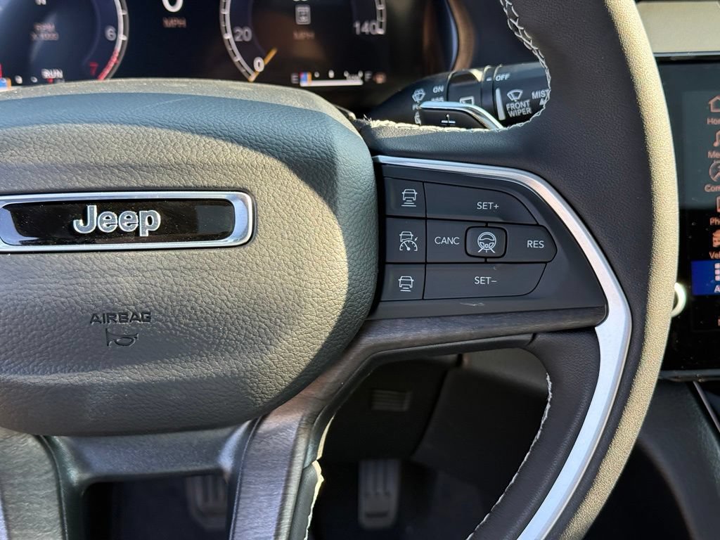 New 2027 Jeep Grand Cherokee L Limited w/ Limited Altitude Package AWD/4WD image 15