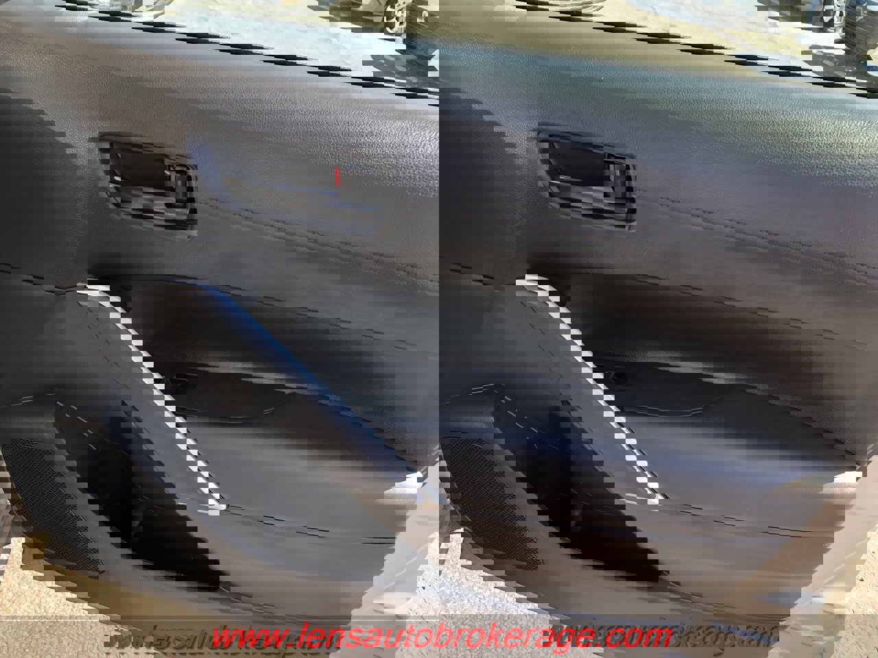 Used 2023 Toyota Corolla Cross AWD Hybrid image 21