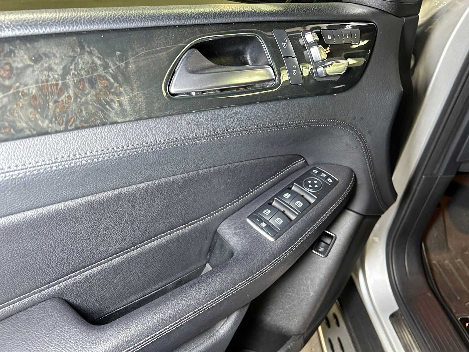 Used 2017 Mercedes-Benz GLE 43 AMG 4MATIC image 22