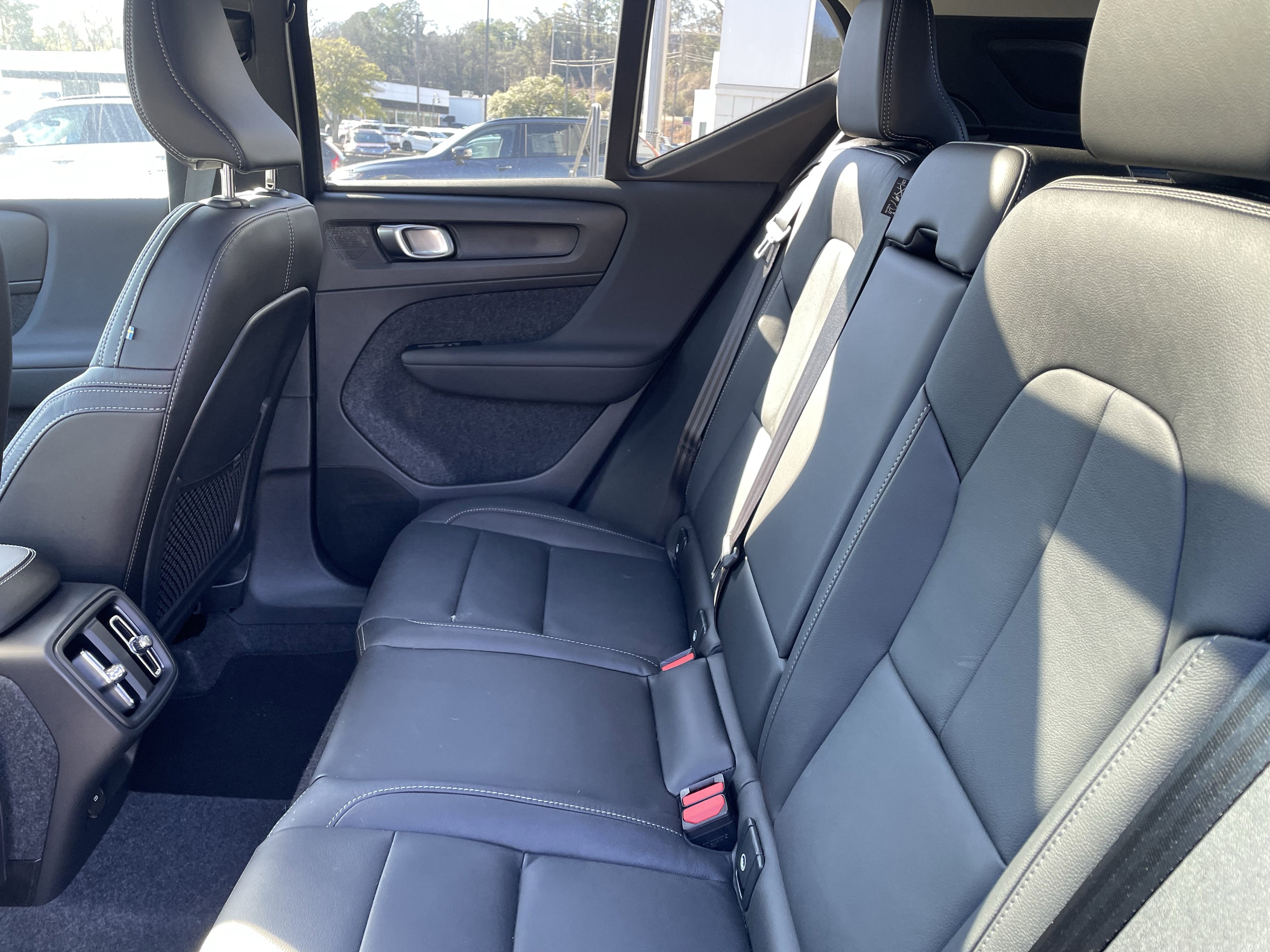 New 2026 Volvo XC40 B5 Core image 11