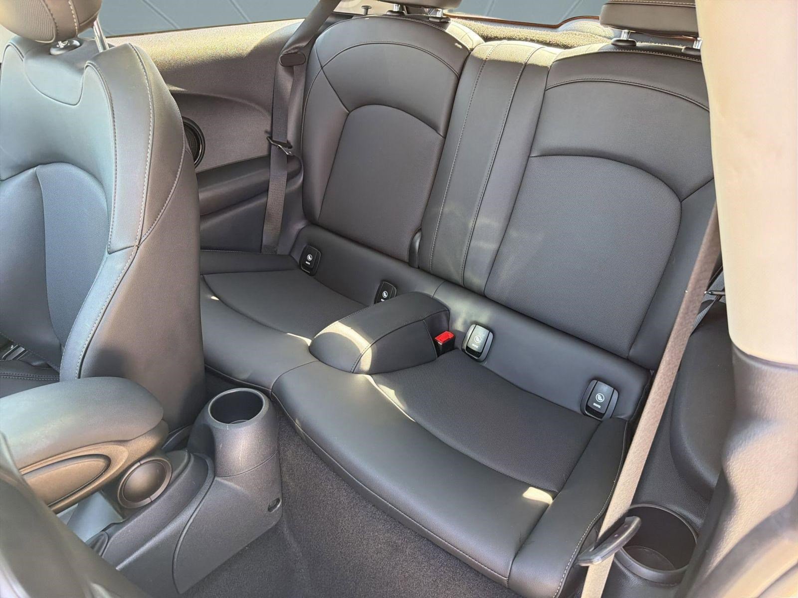 Used 2024 MINI Cooper S image 27