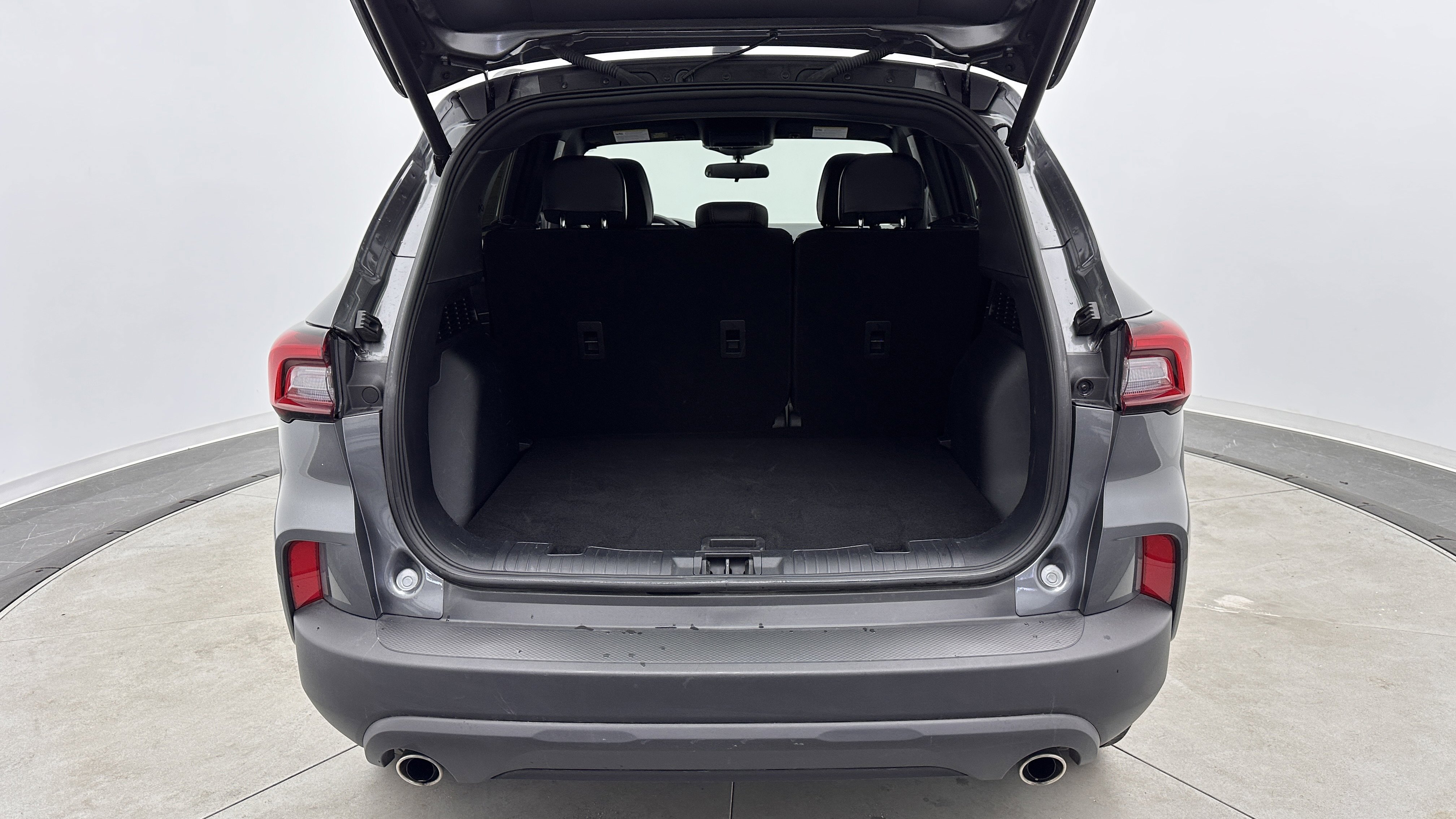 Used 2025 Ford Escape ST-Line Select AWD/4WD image 33