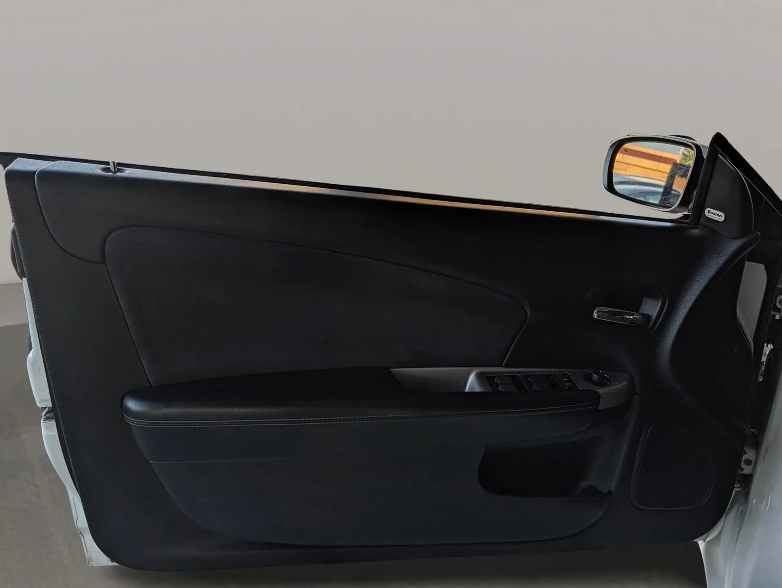 Used 2012 Chrysler 200 S FWD image 25