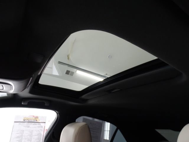 Used 2025 Cadillac CT4 Premium Luxury image 11