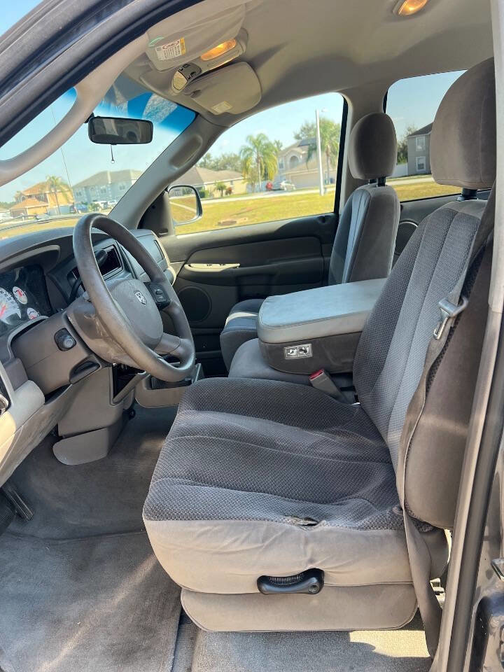 Used 2004 Dodge Ram 1500 Truck SLT image 10