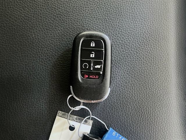 Used 2024 Honda Pilot Touring image 33