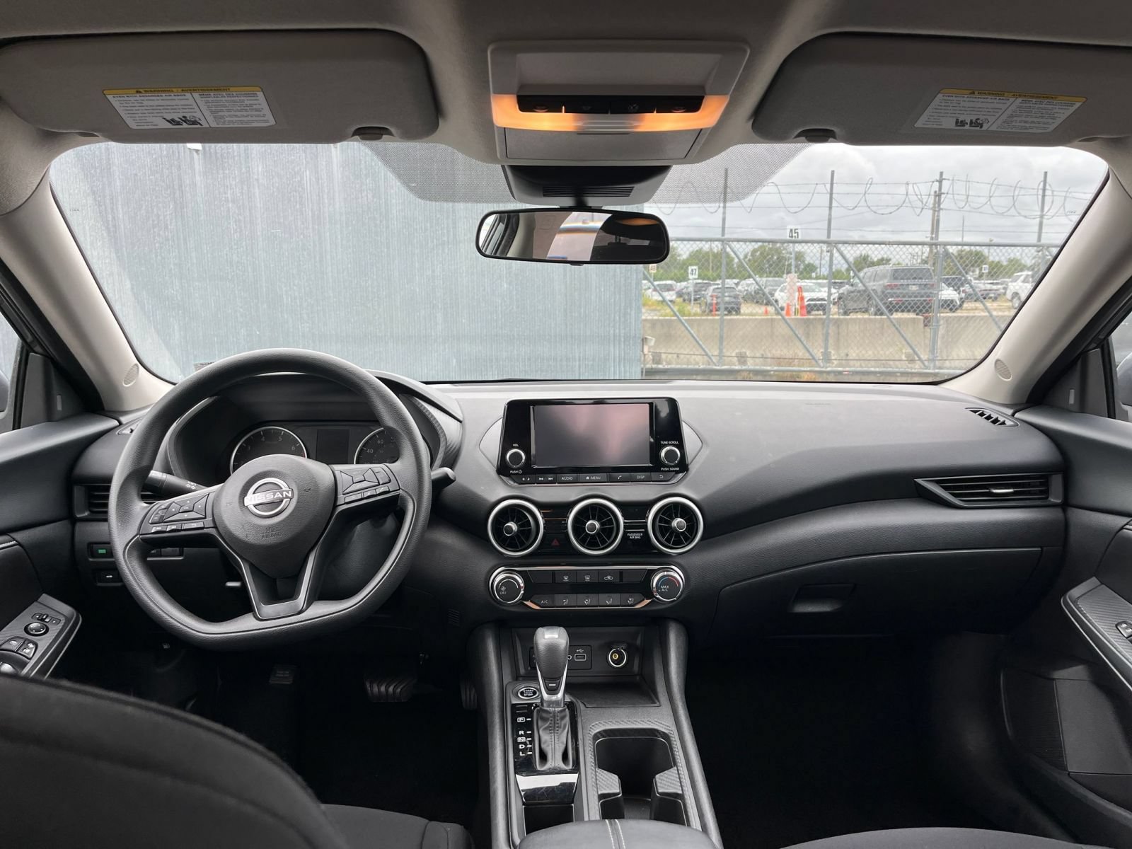 Used 2025 Nissan Sentra S FWD image 30
