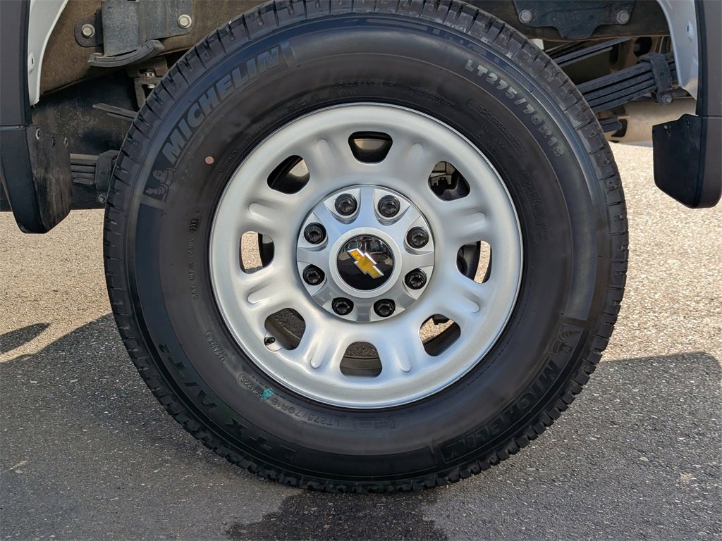 Used 2023 Chevrolet Silverado 3500 W/T image 42