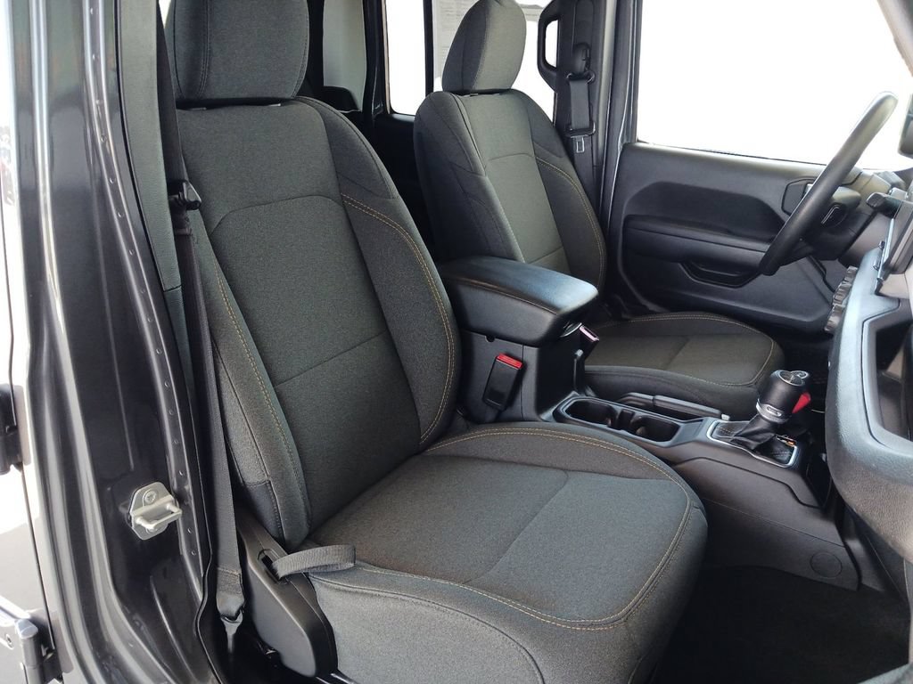 Used 2025 Jeep Gladiator Sport AWD/4WD image 28