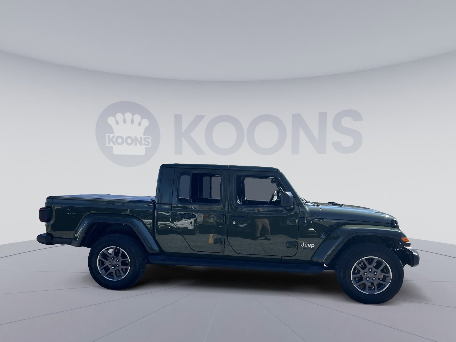 Used 2021 Jeep Gladiator Overland w/ Popular Equipment Package image 8