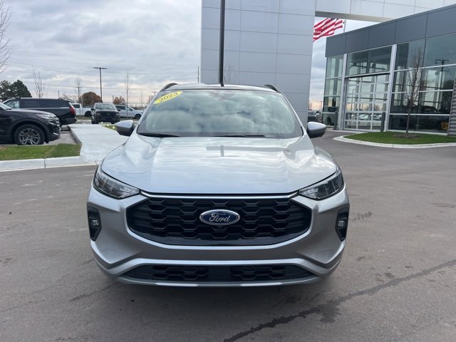 Used 2023 Ford Escape ST-Line Select w/ Tech Pack #2 image 2