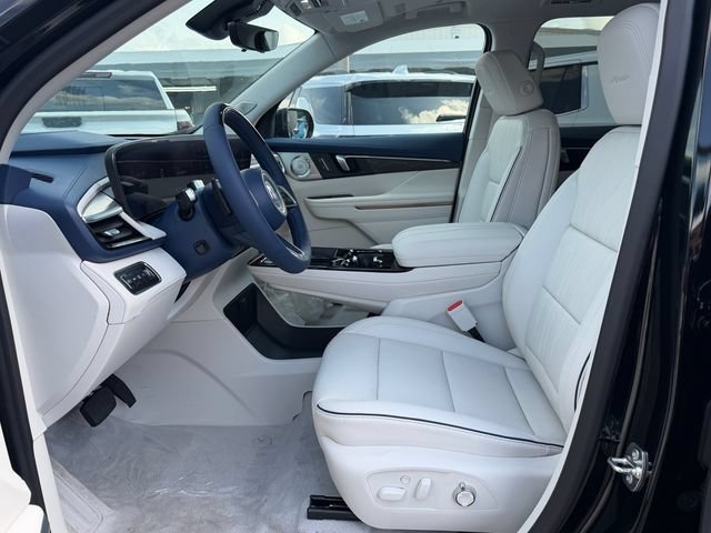 New 2026 Buick Enclave Avenir w/ Super Cruise Package FWD image 12