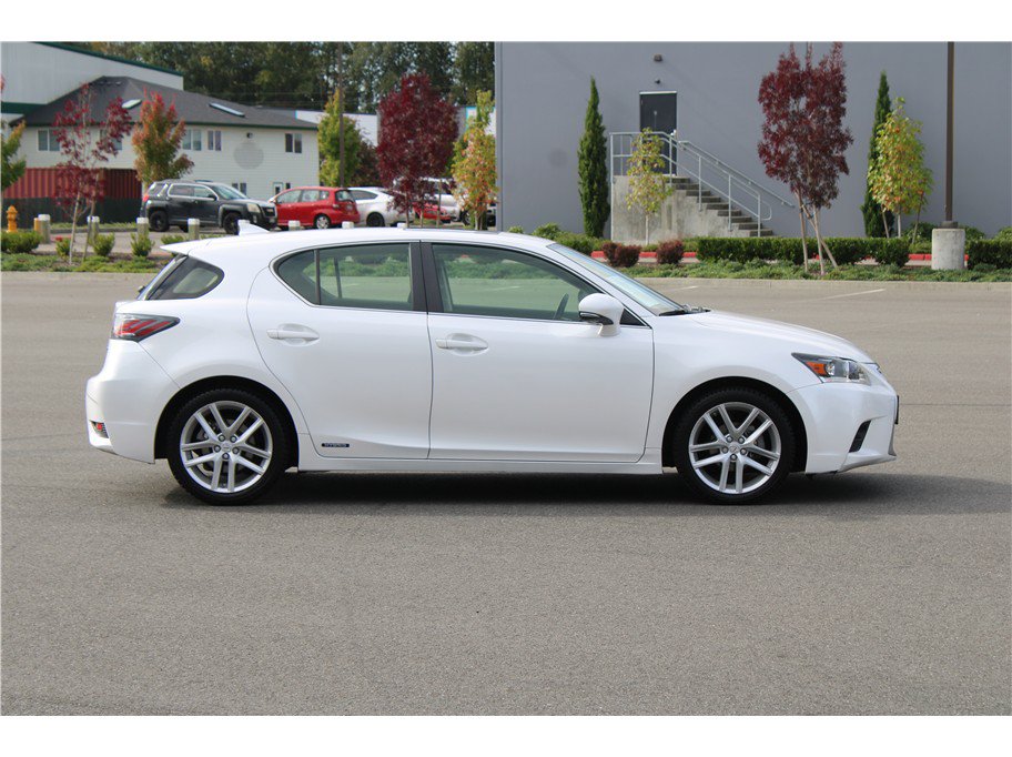 Used 2015 Lexus CT 200h w/ Seat Comfort Package FWD image 3