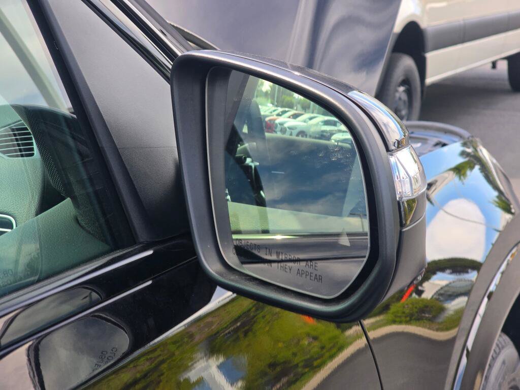 New 2026 Mercedes-Benz GLS 450 4MATIC image 32