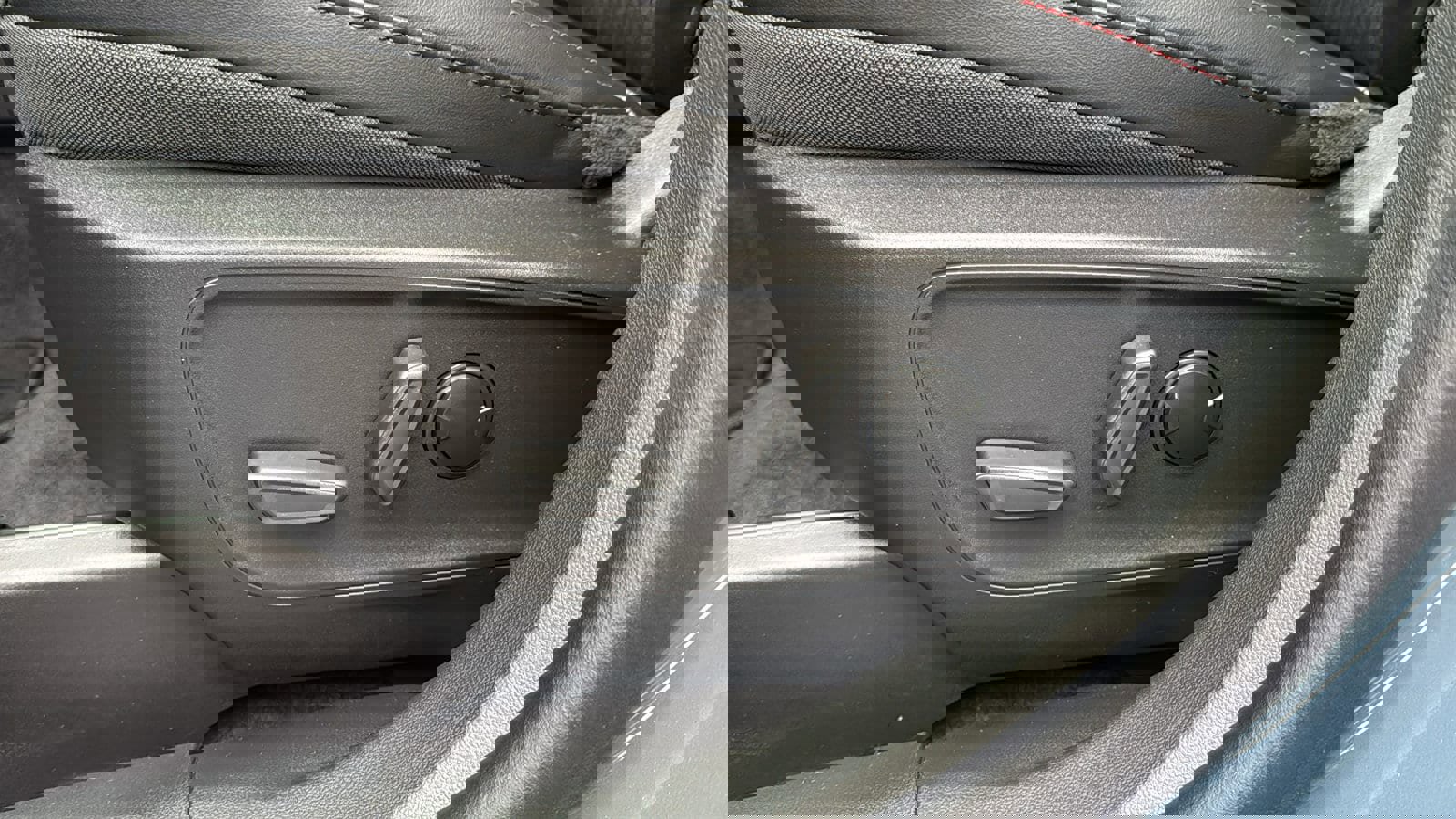 New 2026 Ford Escape ST-Line Select w/ Tech Pack #1 image 12