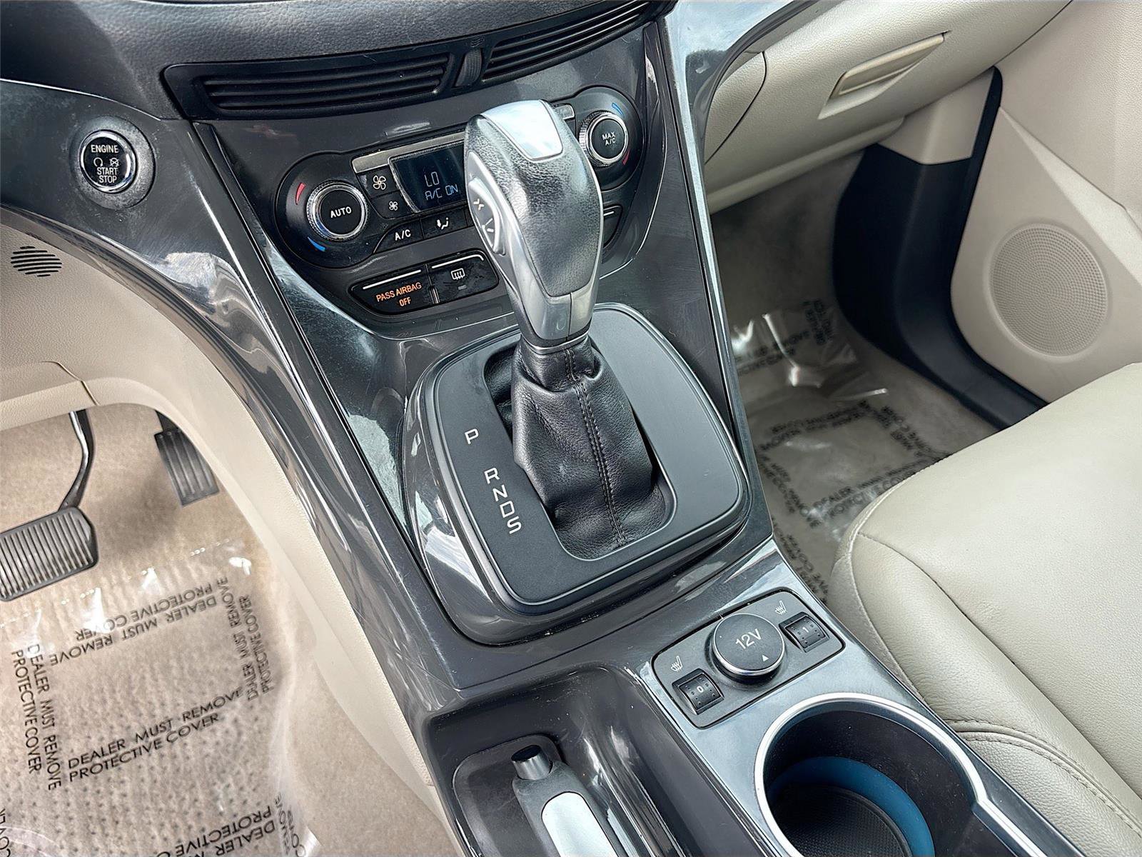 Used 2015 Ford Escape Titanium image 17