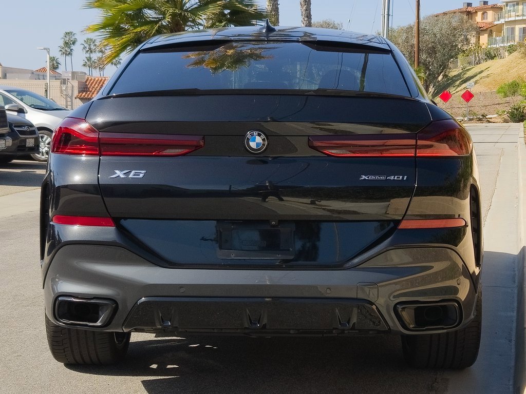 Used 2022 BMW X6 xDrive40i w/ M Sport Package image 29