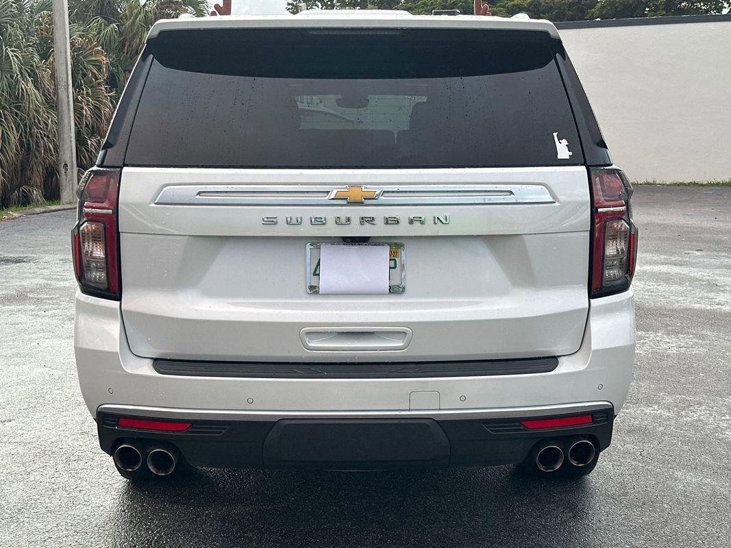 Used 2023 Chevrolet Suburban High Country w/ Premium Package 2 image 3