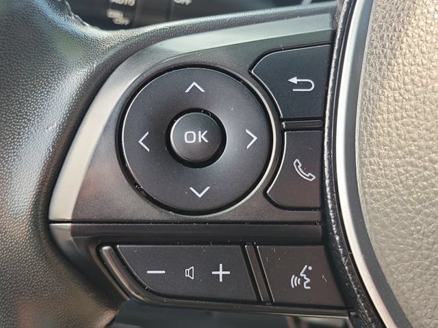 Used 2021 Toyota Corolla XSE FWD image 11