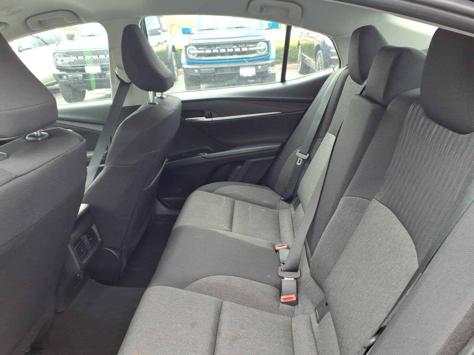 Used 2025 Toyota Camry LE image 28